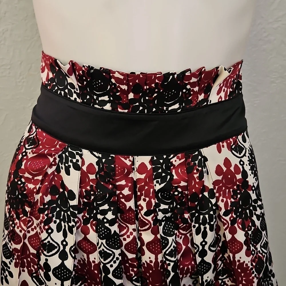Vtg WORTHINGTON 1990s Floral Pleated Satin A-line Above the Knee Skirt