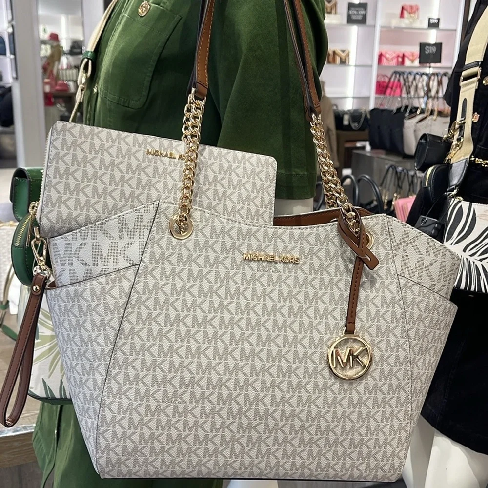 MICHAEL KORS  Jet Set Lg Shoulder Bag & JST Lg Travel CONTINENTAL wallet-wristlt