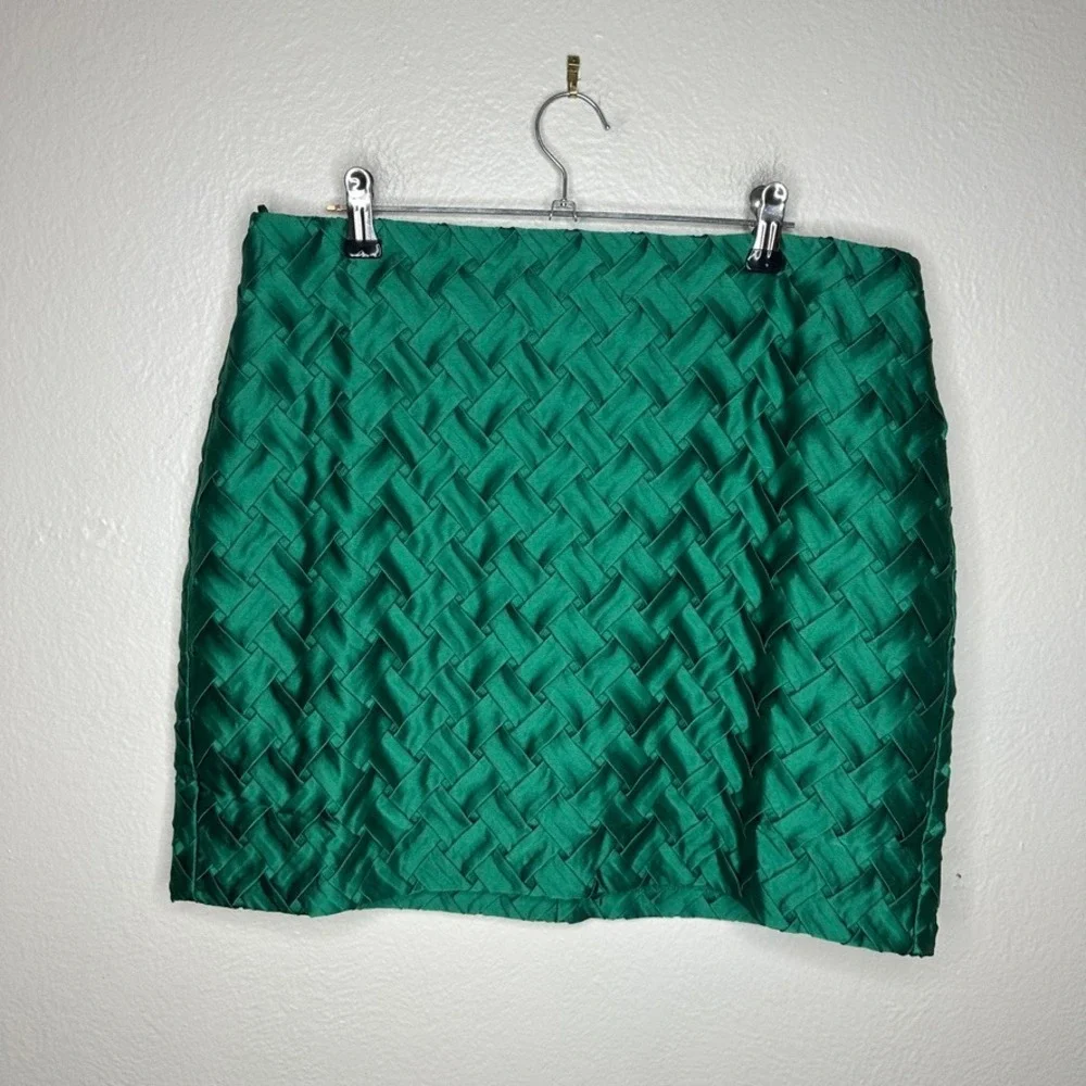 Amanda Uprichard emerald green
