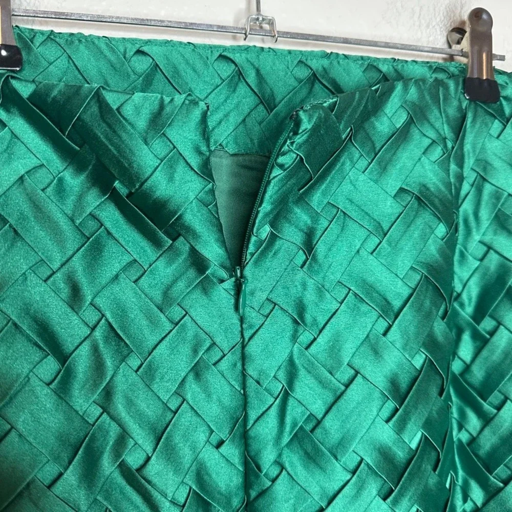Amanda Uprichard emerald green