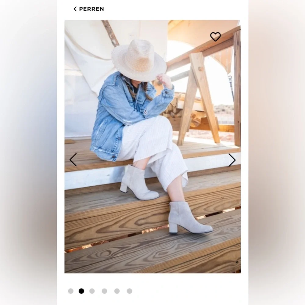 L’Amour Des Pieds nwt box