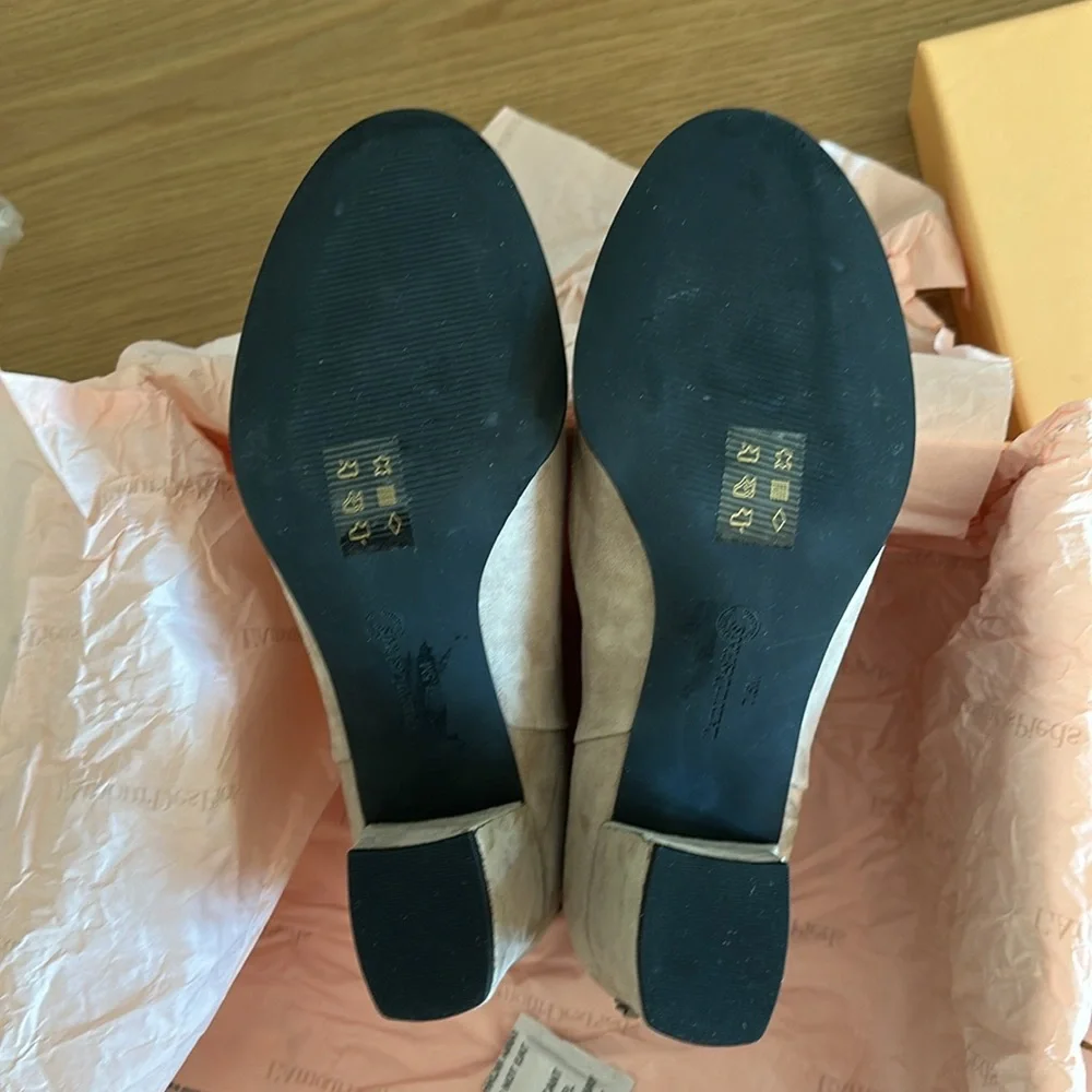 L’Amour Des Pieds nwt box