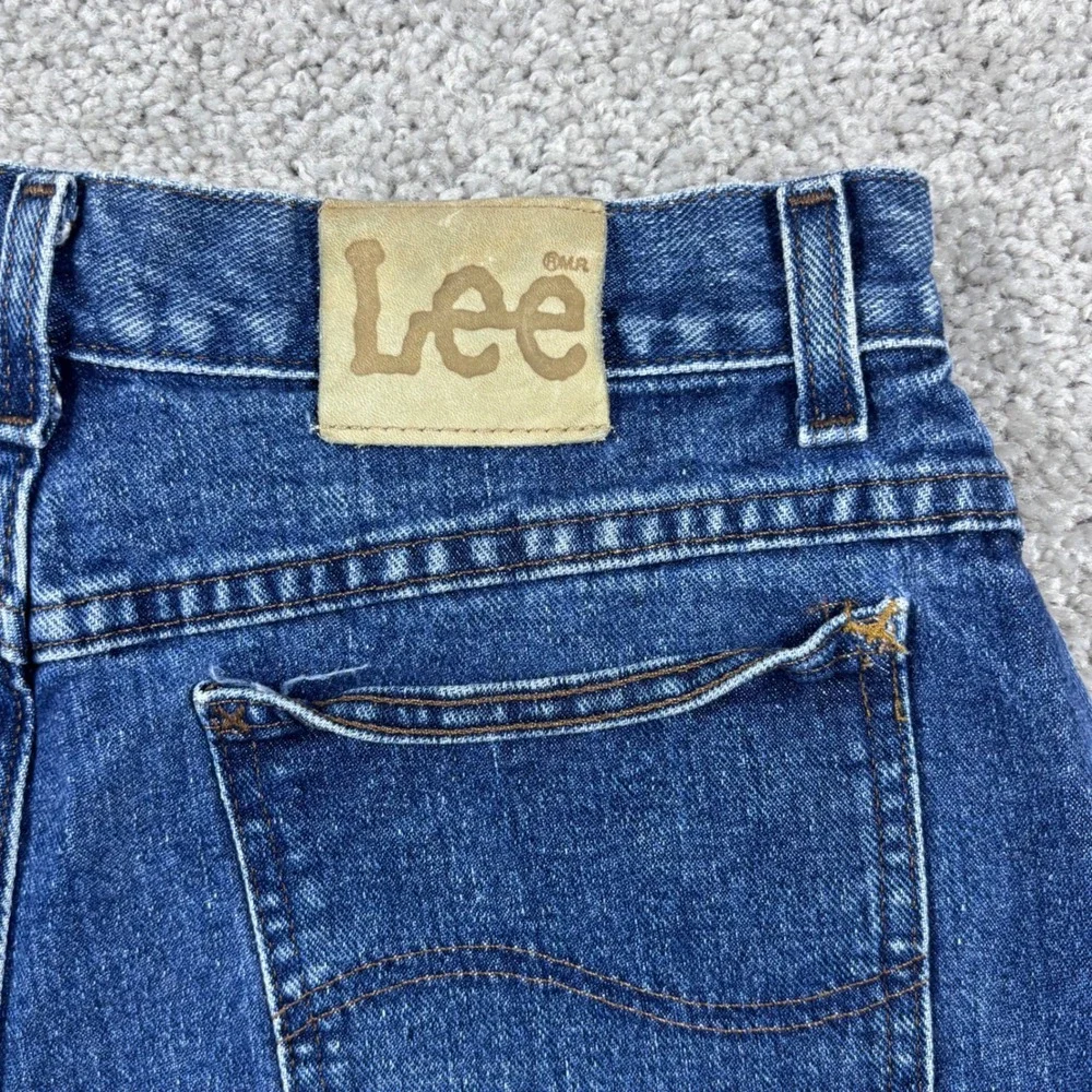 Lee Vintage High Rise Denim Shorts Medium Wash Blue 100% Cotton Size 12 35 Waist