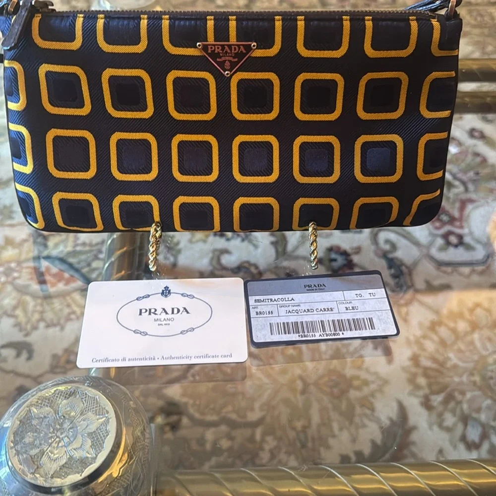 Prada bag holiday