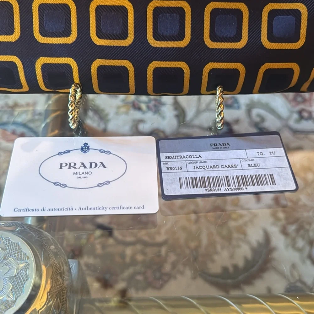 Prada bag holiday