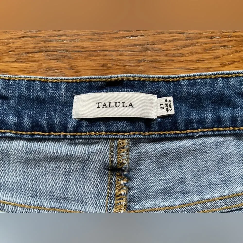 ARITZIA: Talula Distressed Cut-Off Denim Shorts sz 27