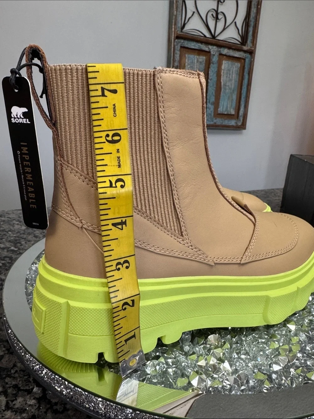 Sorel new box