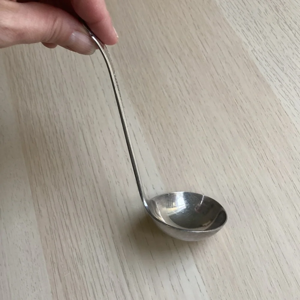 WM. Rogers & Son vintage gravy