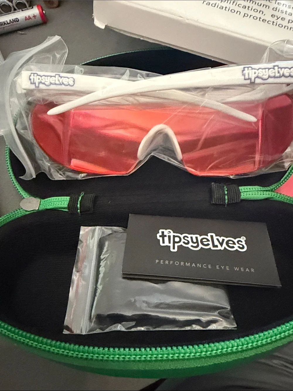 Tipsy Elves bold visor