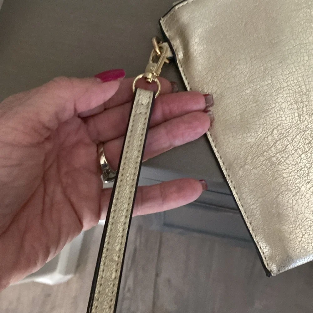 INC International Concepts removable strap