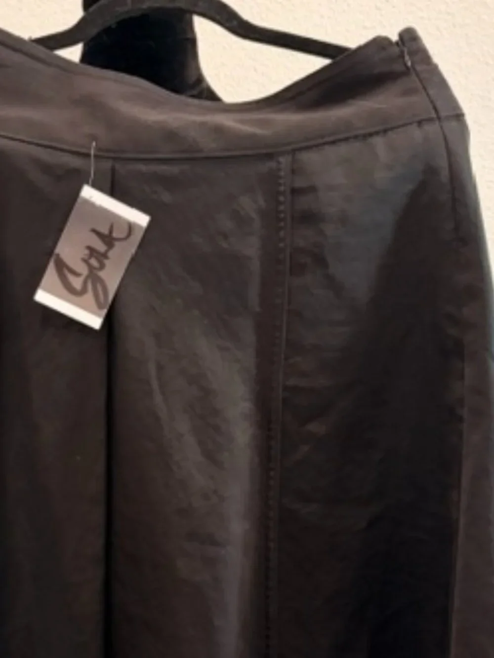 Mossimo Supply Co. circle mossimo