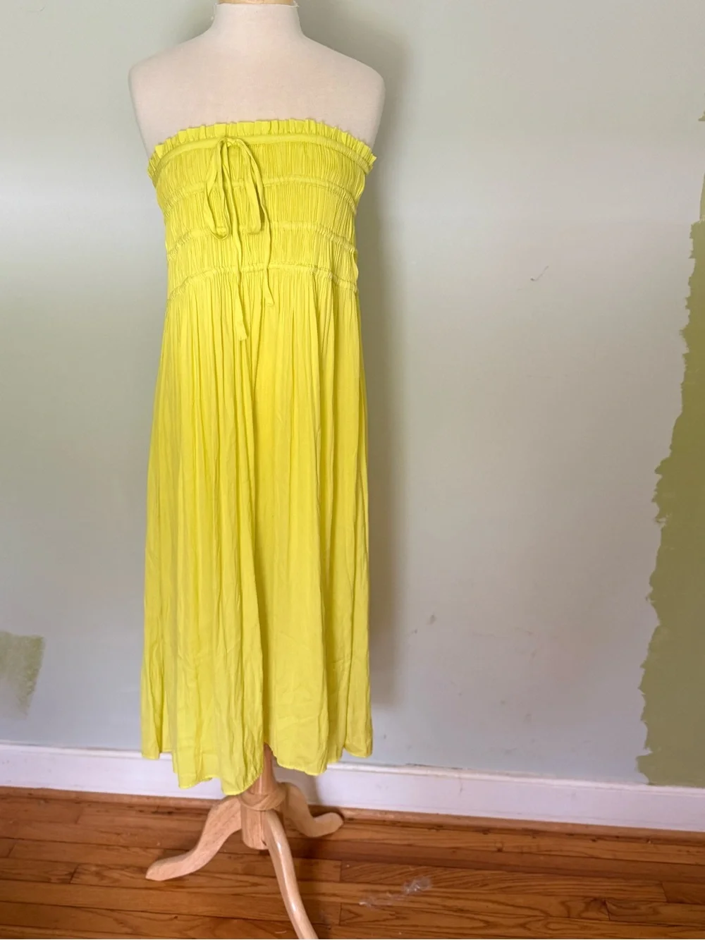 Anthropologie drawstring can strapless
