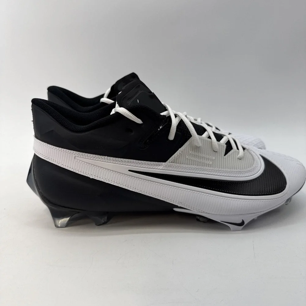 Nike excellent while