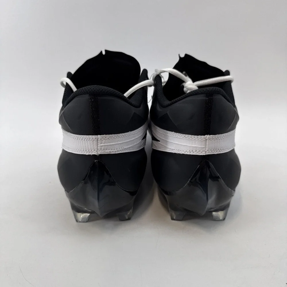 Nike while sleek 004