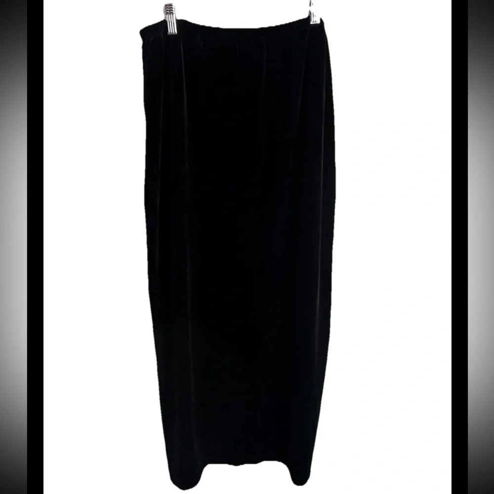 CHICOS Black Velour Poly Spandex Midi Elastic Waist Tube Skirt  Sz 12