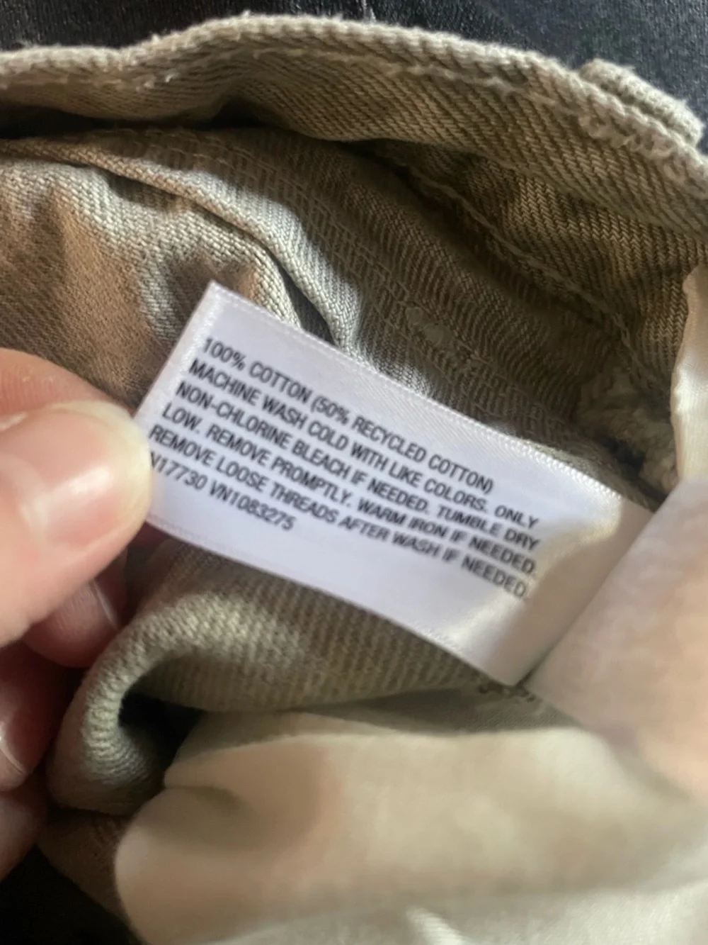 Universal Thread fun neutral