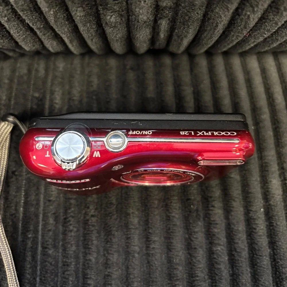 Nikon coolpix l28