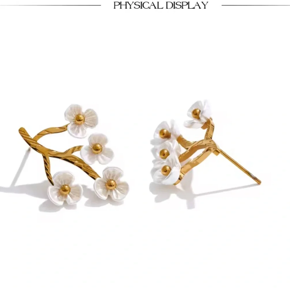 Anthropologie charming earrings