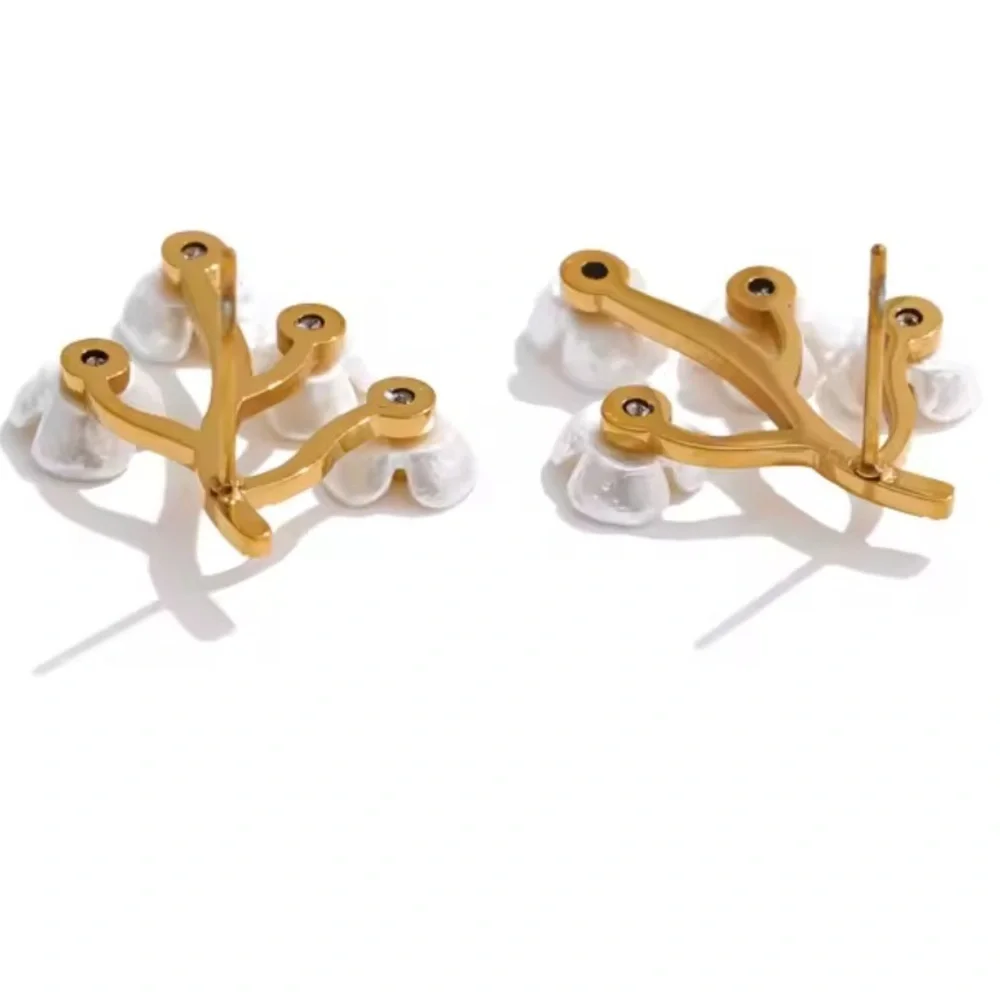 Anthropologie charming earrings