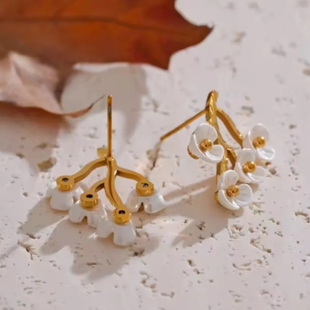 Anthropologie charming earrings