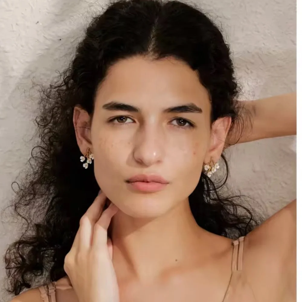 Anthropologie charming earrings