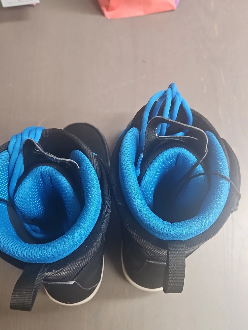 Salomon launch lace