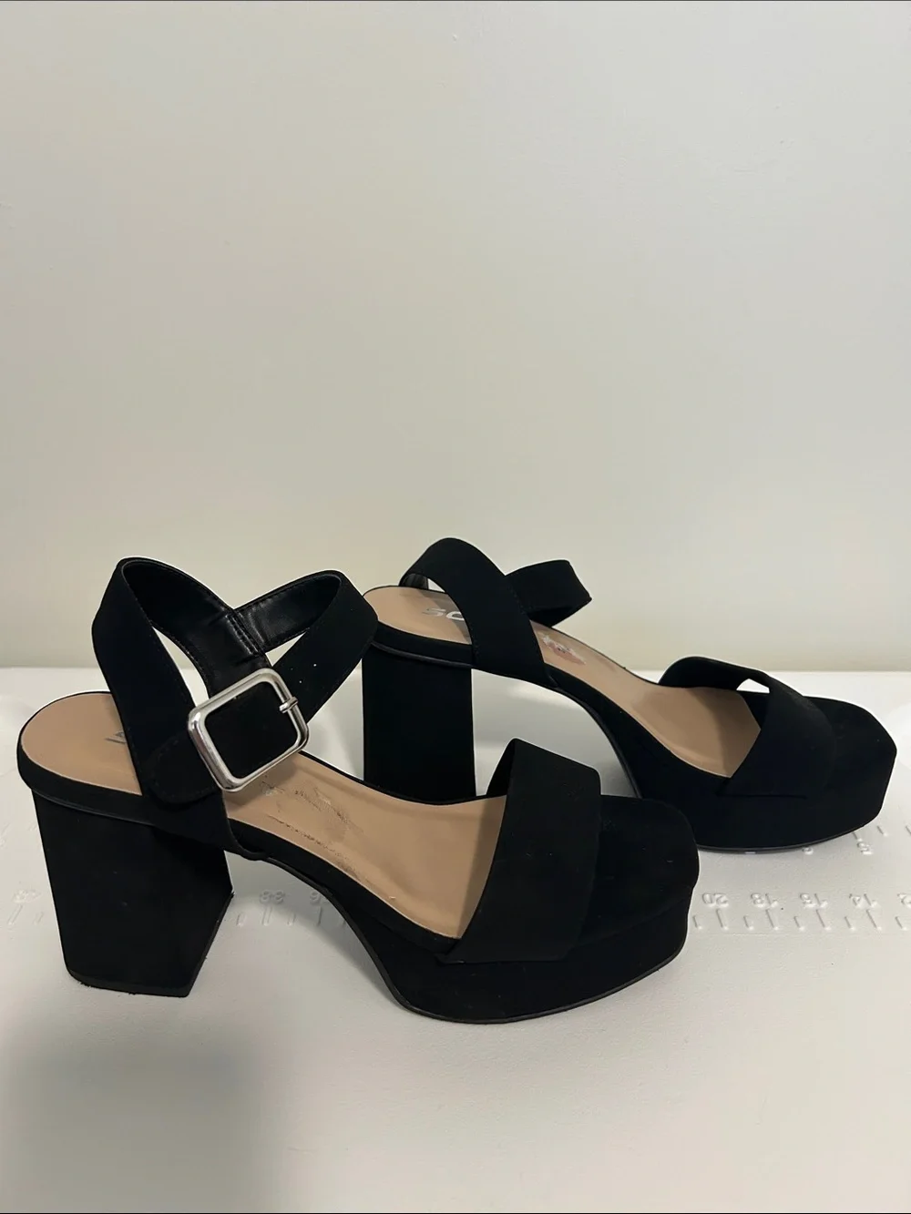Soda chic platform