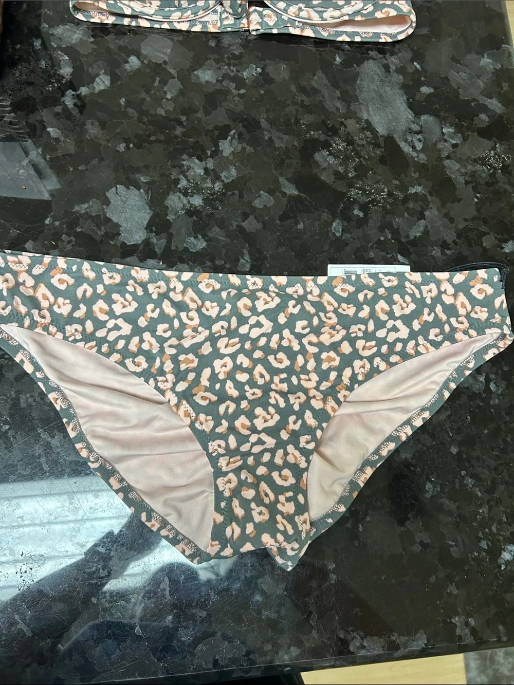 Shade & Shore brand new