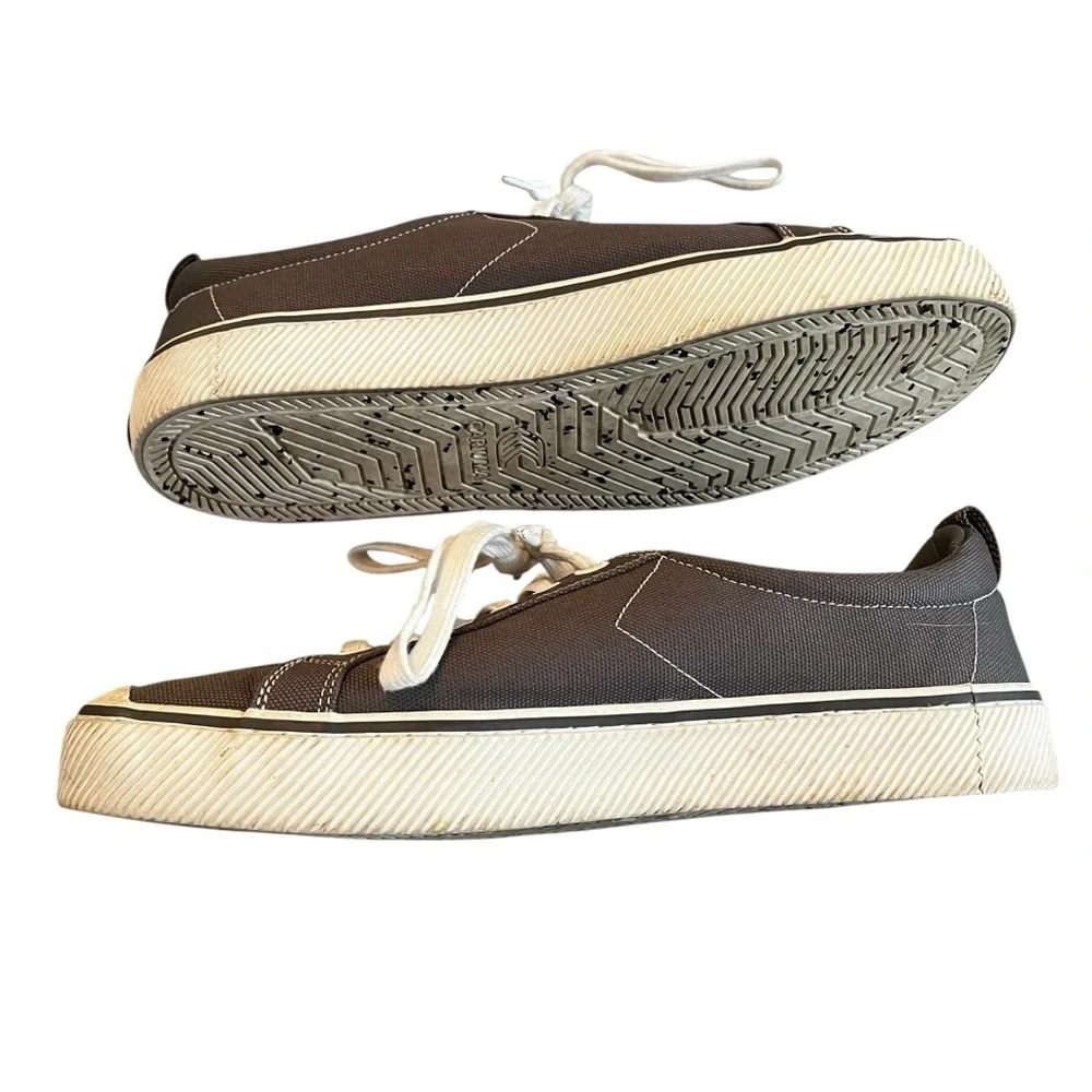 Cariuma 4Ocean Men 11 / Women 12.5 Charcoal Gray OCA Low Sneaker Limited Edition