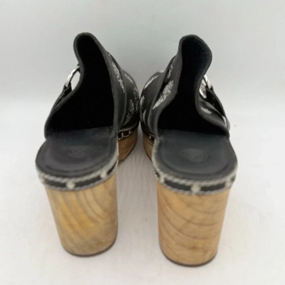 Cape Clogs urban outfitters