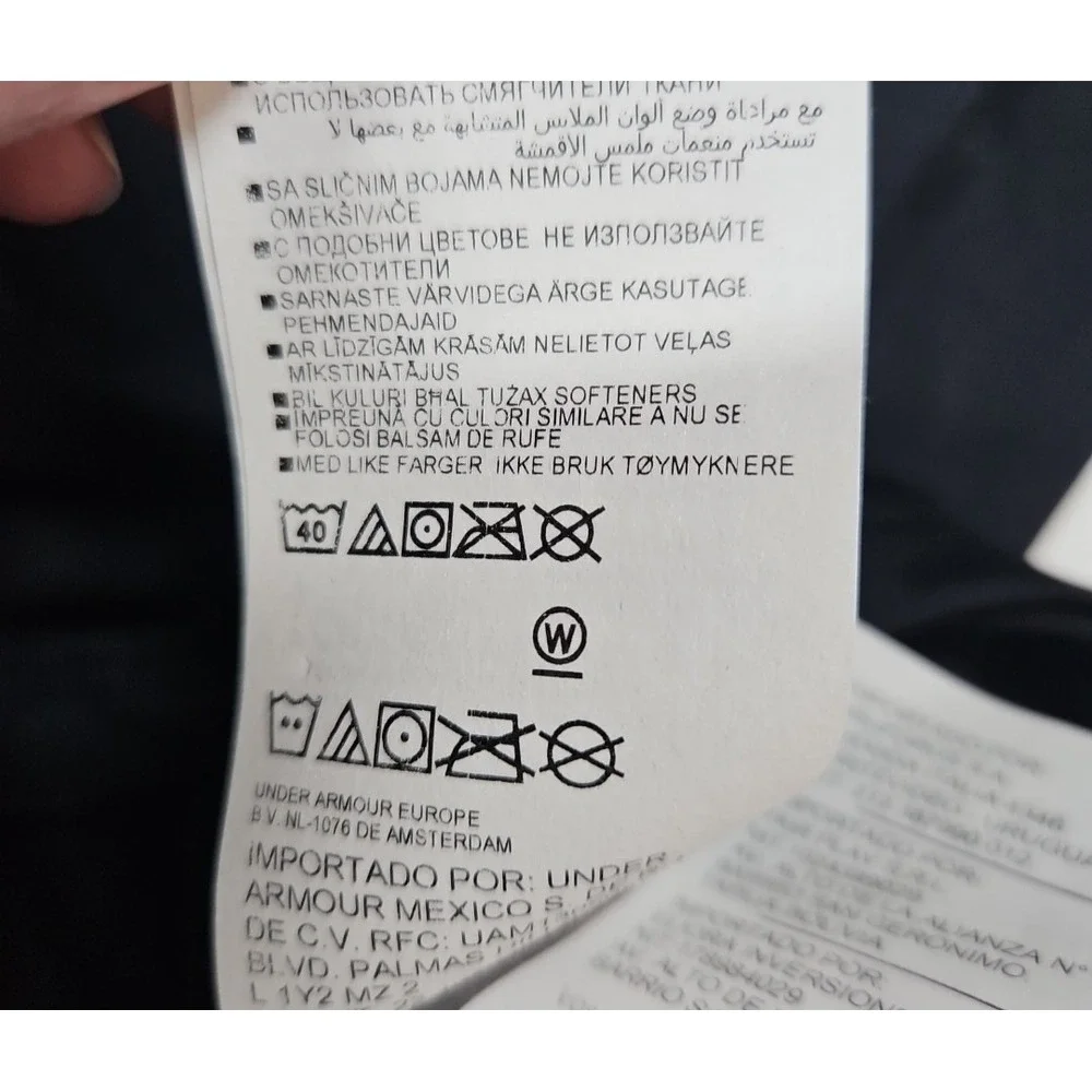 Under Armour new tag