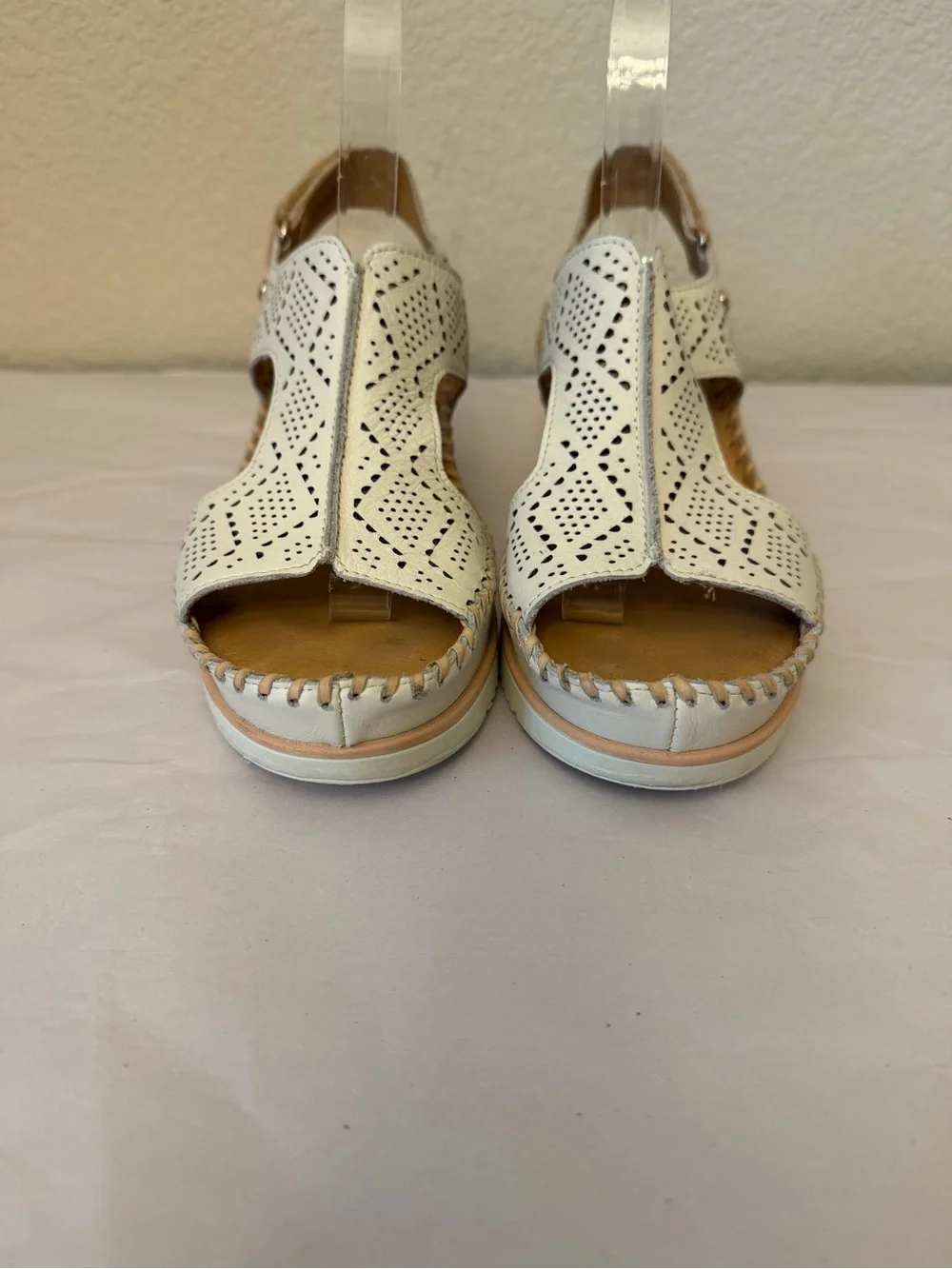 PIKOLINOS breathable perforated