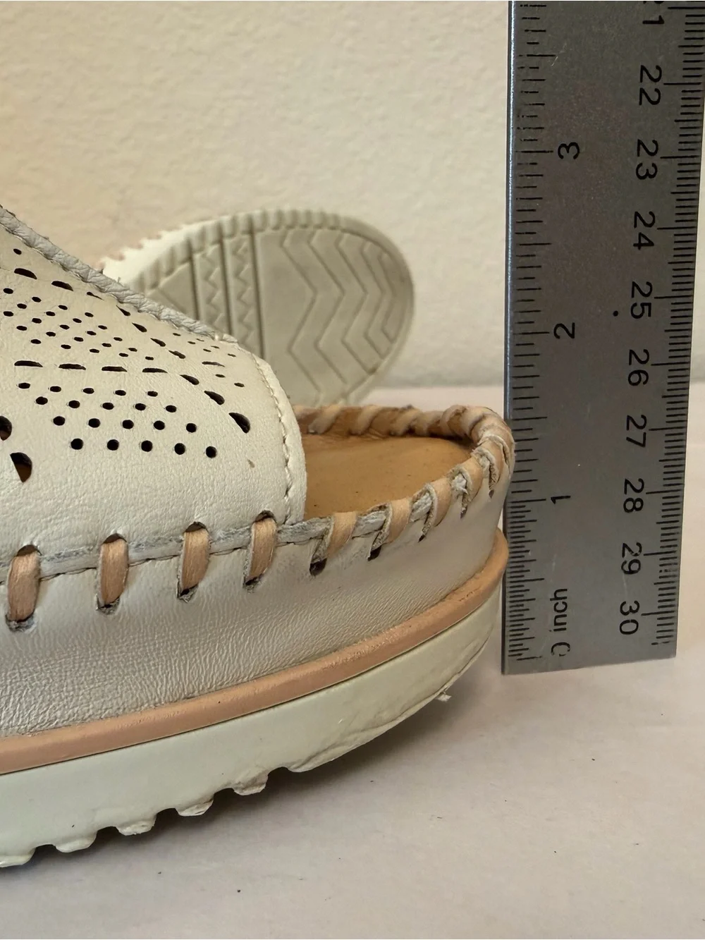 PIKOLINOS breathable perforated