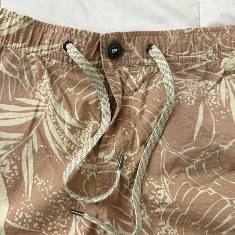 Vuori shorts womens