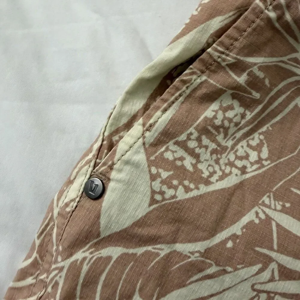 Vuori shorts womens
