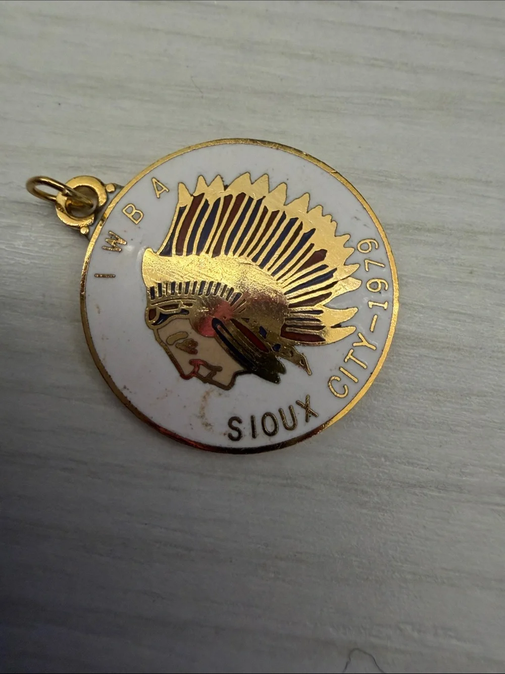N/A gold tone