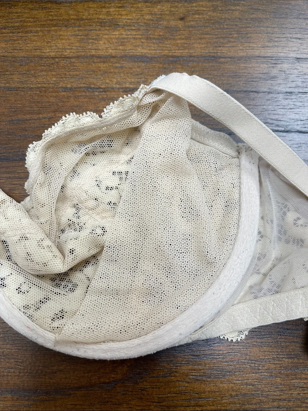 Victorias Secret lace cream adjustable
