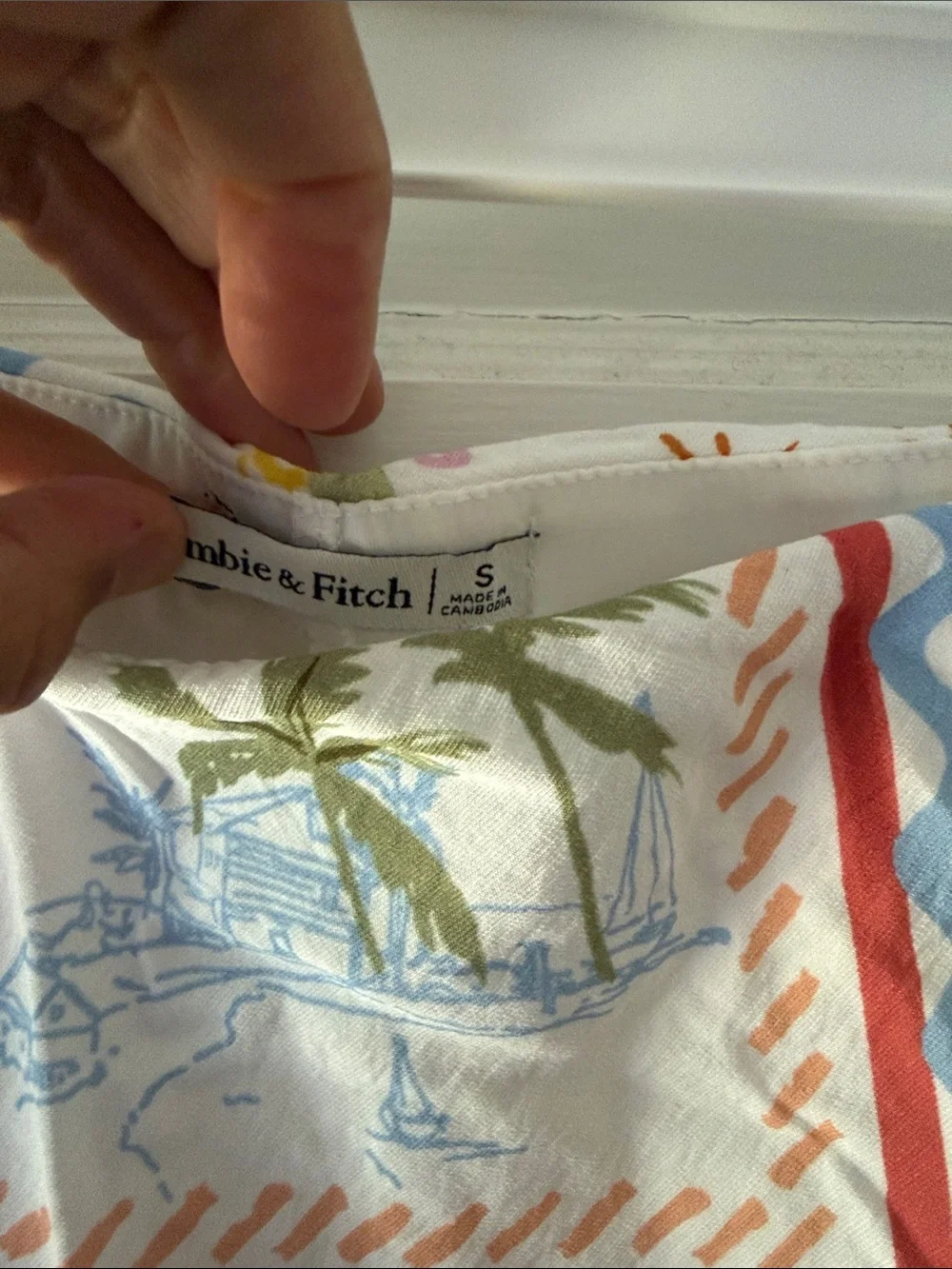 Abercrombie & Fitch seaside mini out
