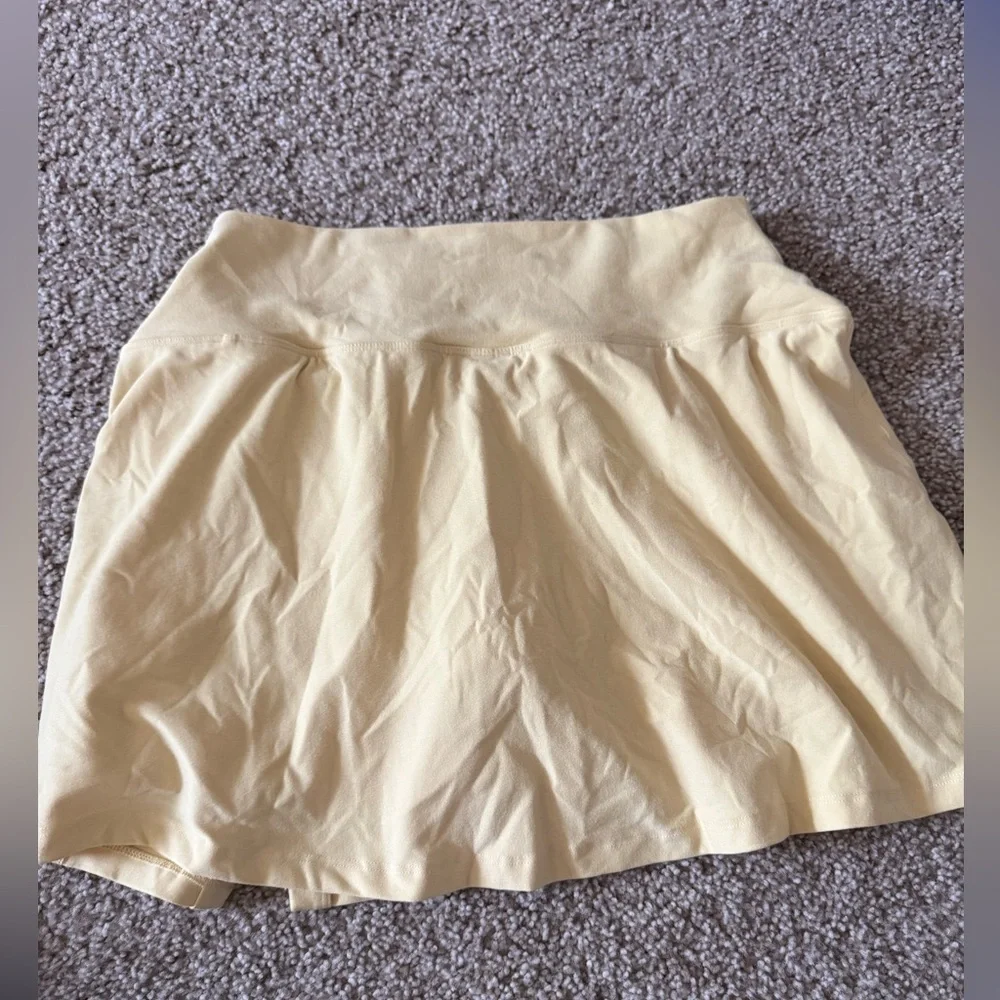 Year of Ours Coco Skort in Baby Yellow size medium