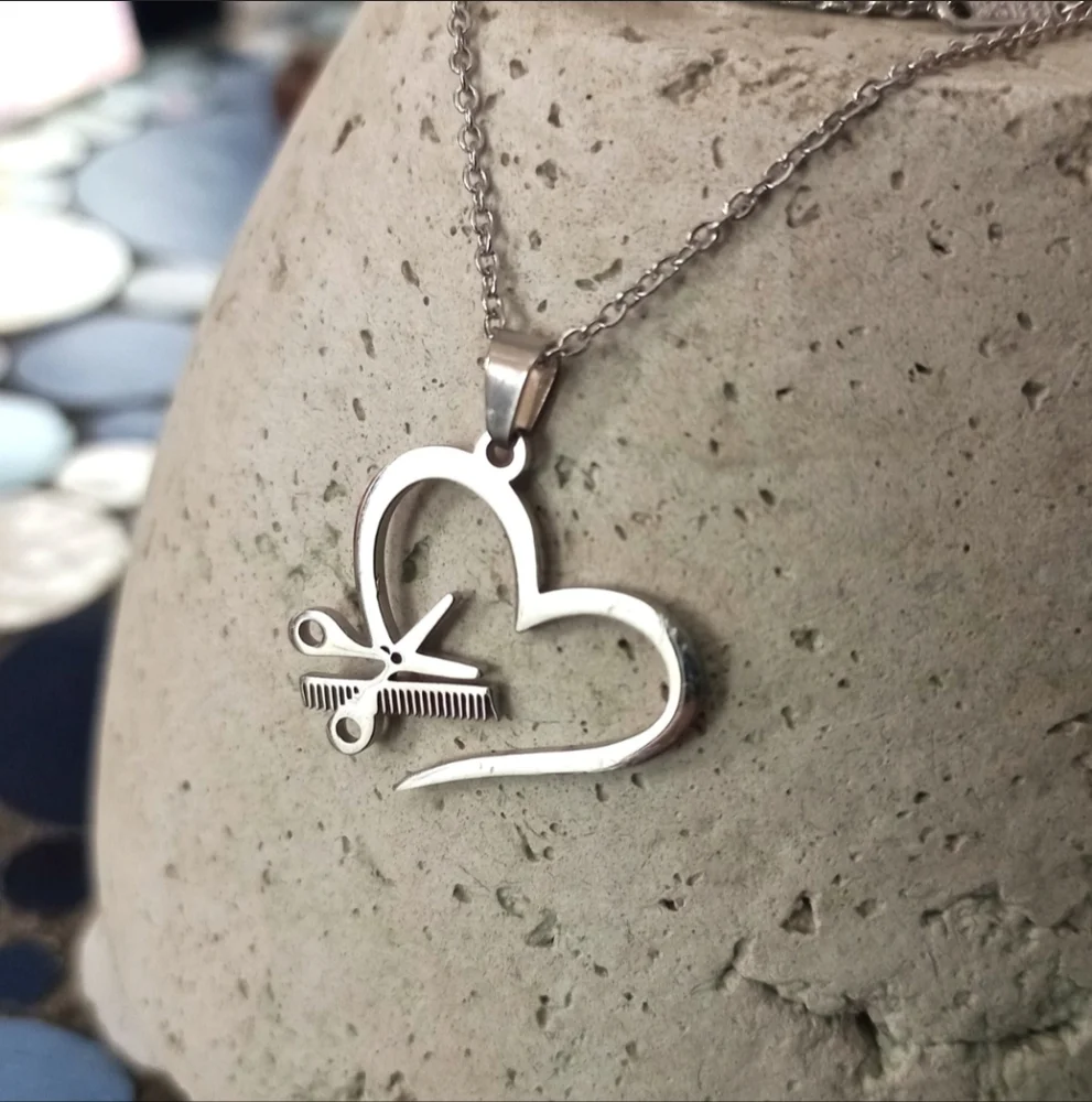 Hairdresser Salon Tools Scissor & Comb Heart Pendant‎ Hairstylist Salon Necklace