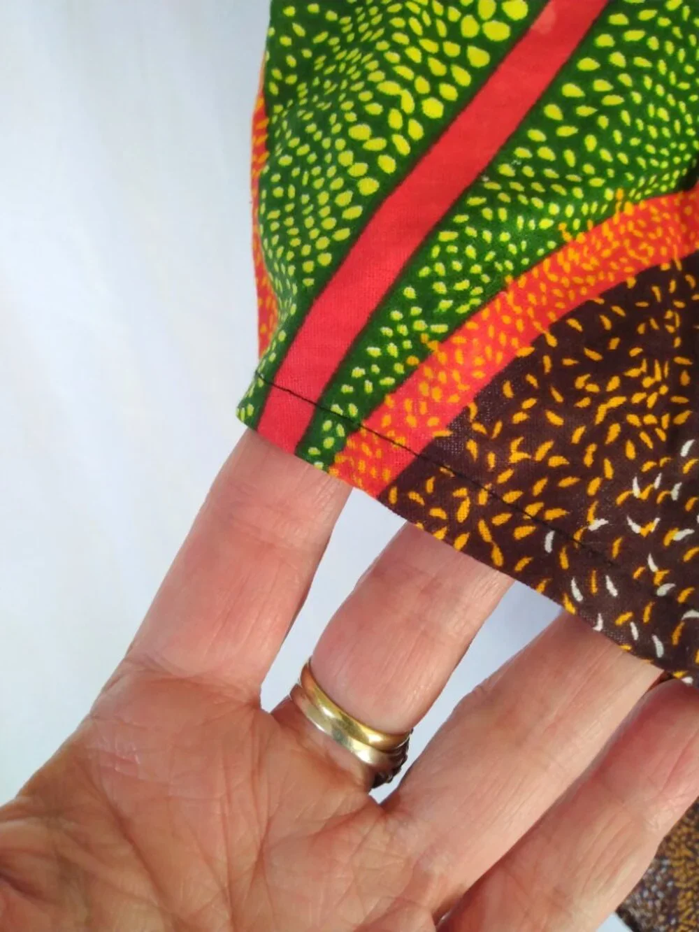 N/A vibrant multicolor