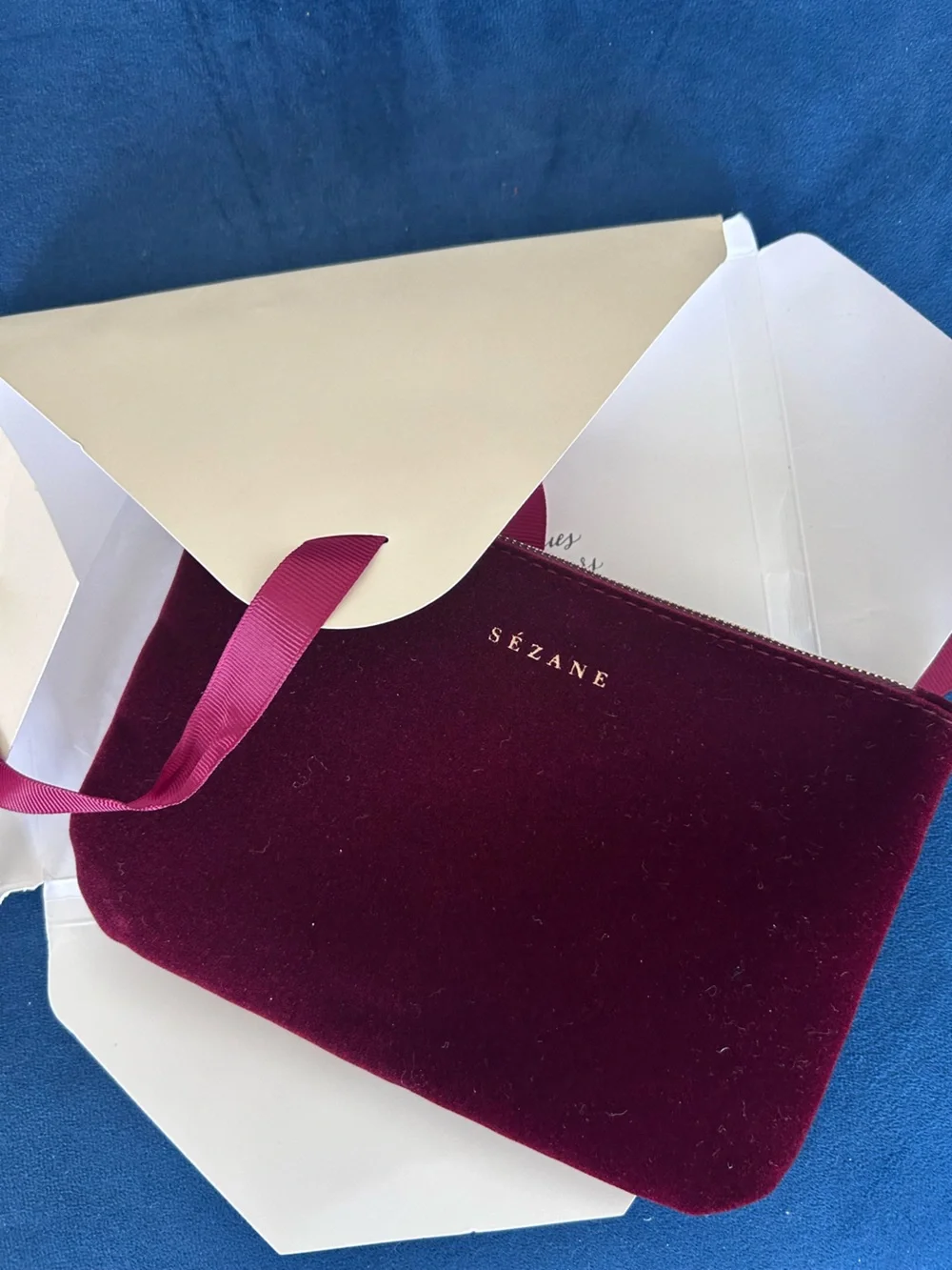 Sezane elegant stylish