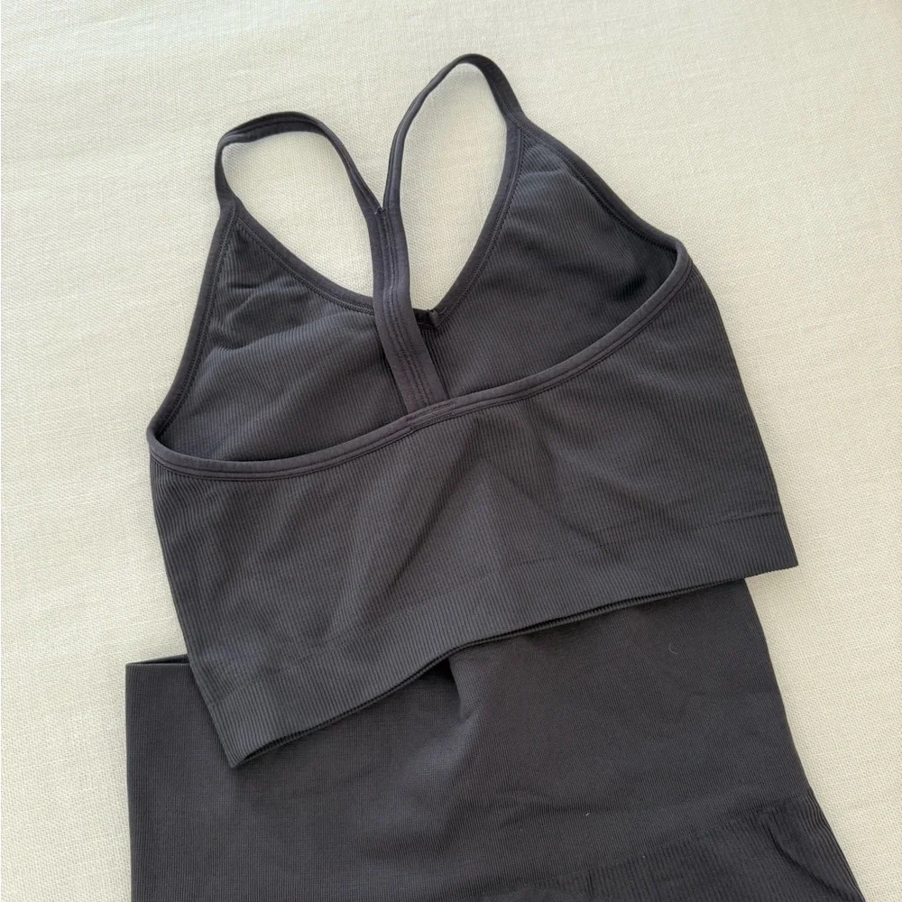 SET Active Gray High-Waist Leggings & Sports Bra Set