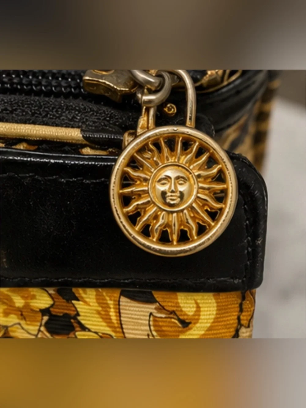 Versace authentic gianni