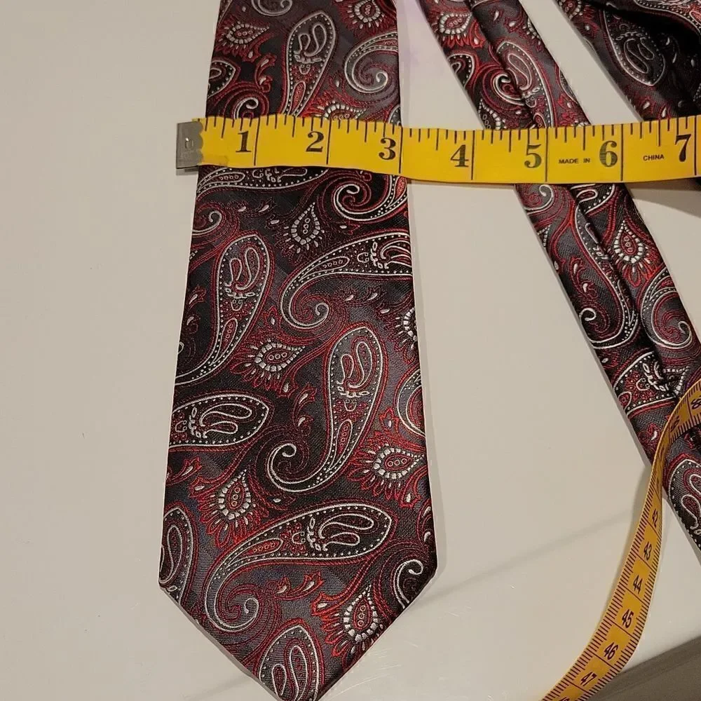 Apt. 9 apt tie