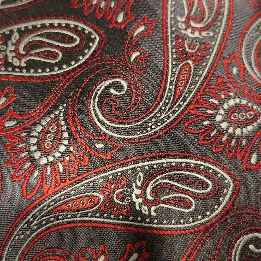 Apt. 9 apt tie