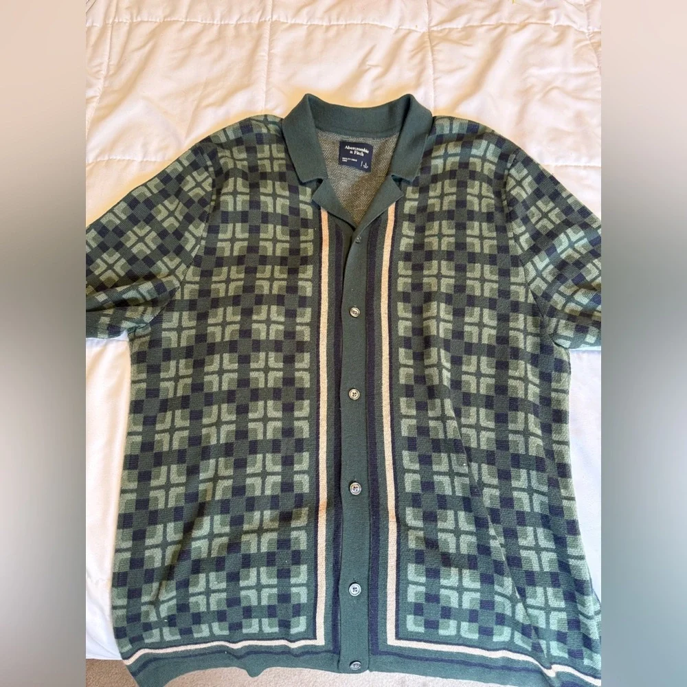 Abercrombie & Fitch lightweight knit