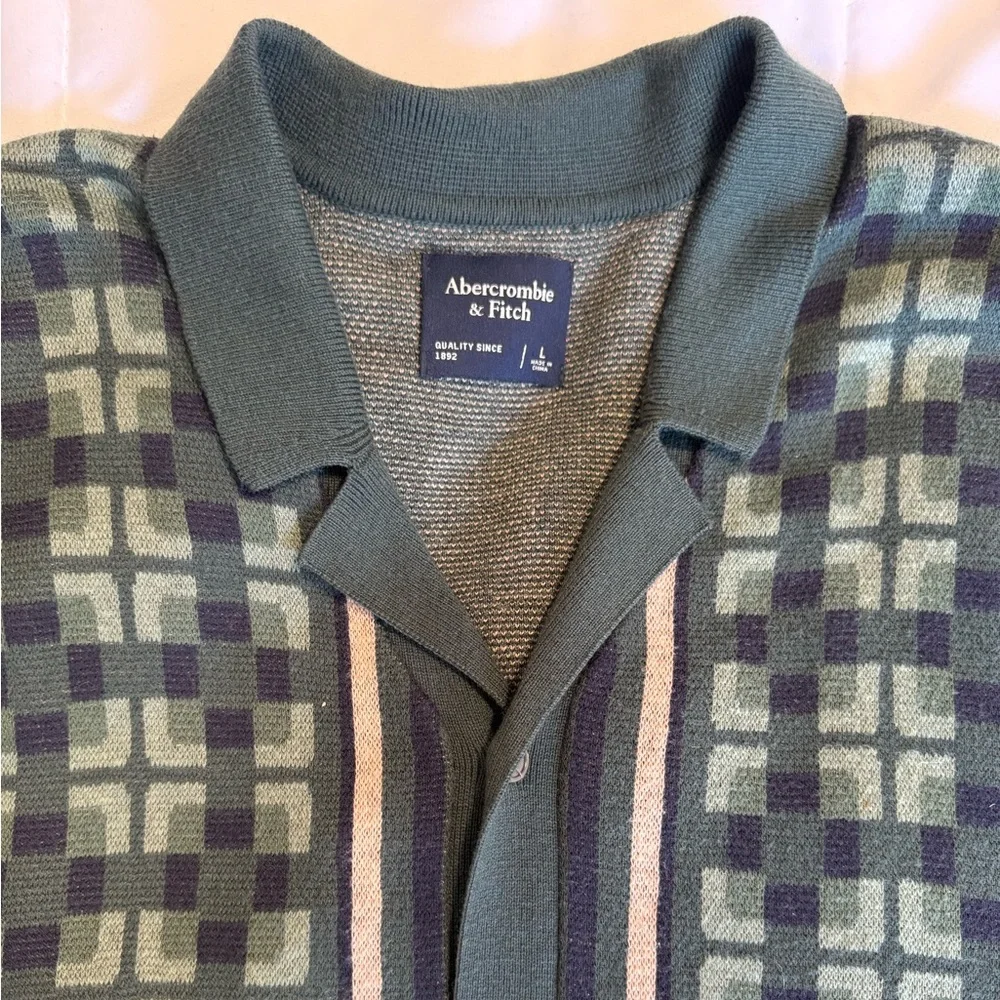 Abercrombie & Fitch lightweight knit