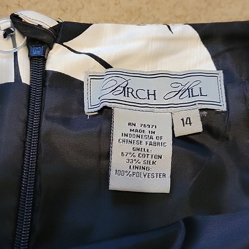 Birch Hill Floral Skirt 14 Black White