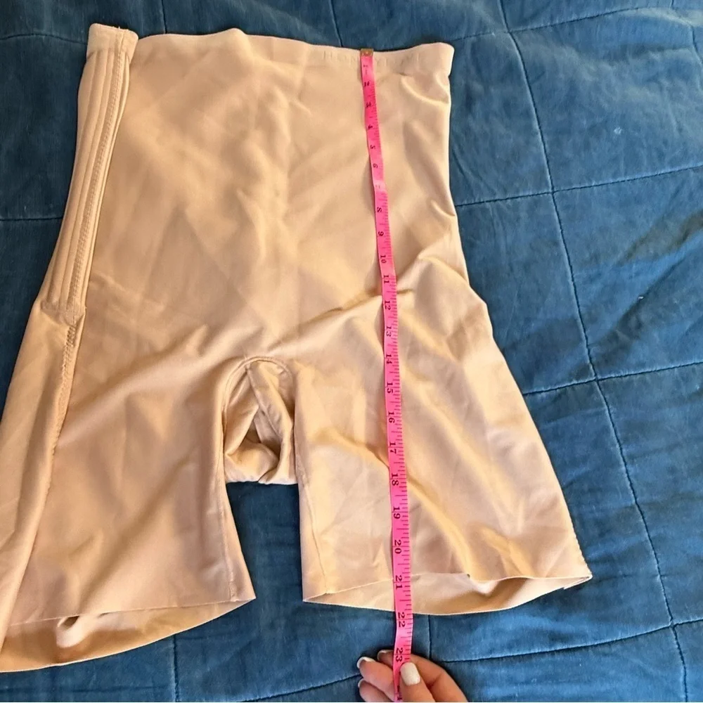 Honeylove No-Show  High-Waisted Shorts Size 3X in Sand Color